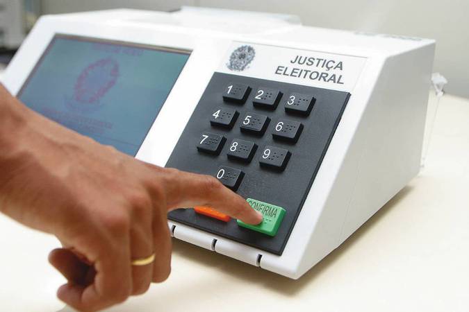 ENQUETE APONTA QUE A MAIORIA DOS TRIRRIENSES PREFERE VOTAR EM DEPUTADOS DO PRÓPRIO MUNICÍPIO